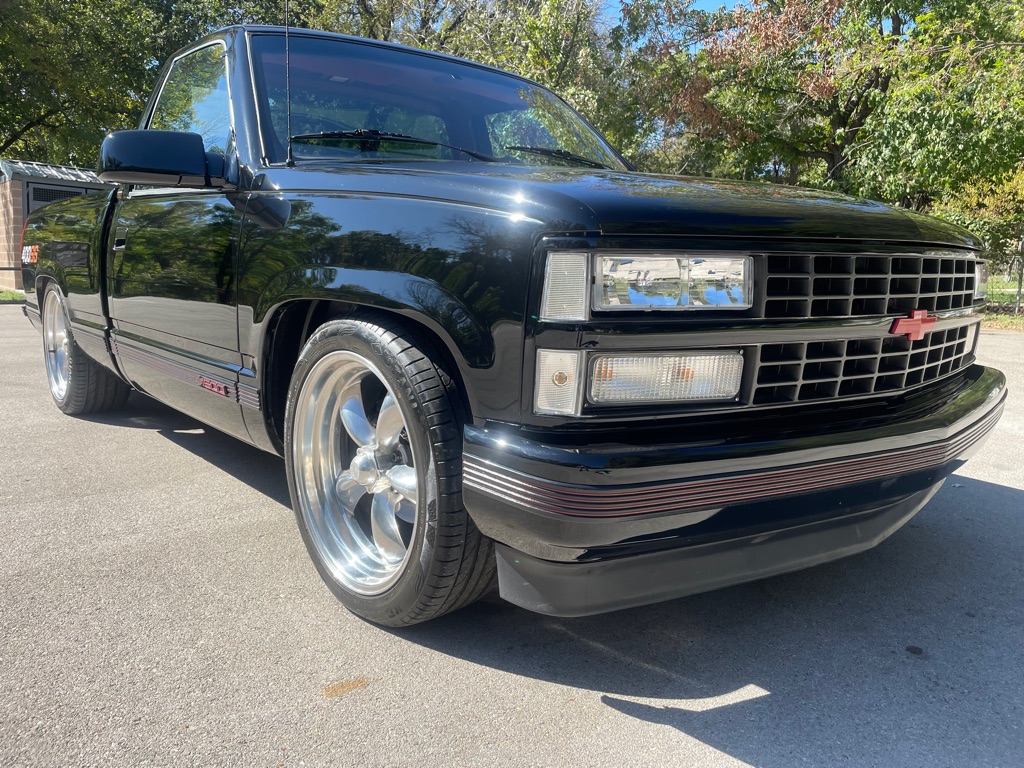 Used 1988 Chevrolet 1/2 Ton Pickups C1500 Black 1GCDC14HXJZ259512