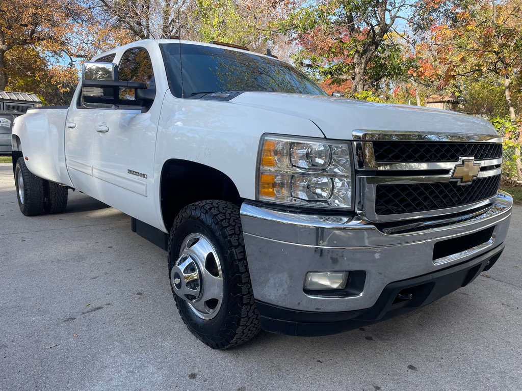 2012 Chevrolet Silverado HD LTZ 4WD Crew Cab SWB SRW's photo