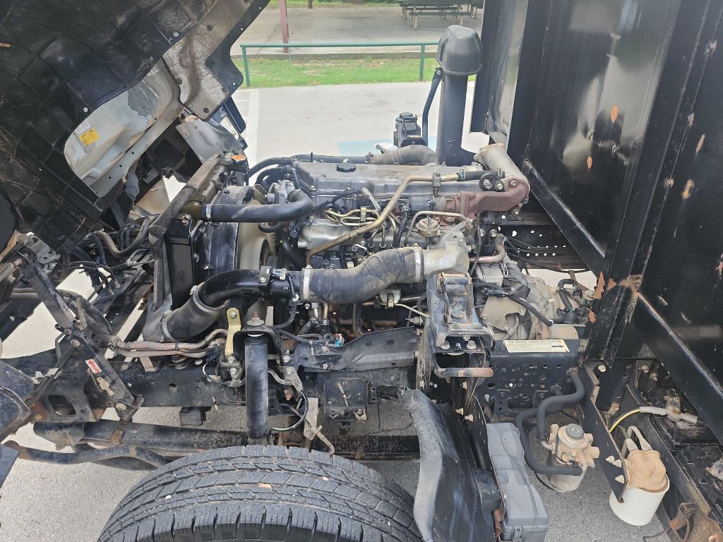 2007 Isuzu NPR photo 27