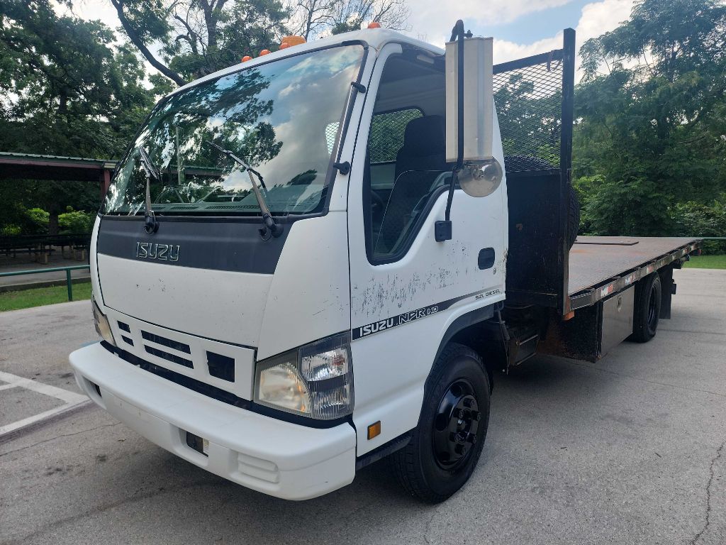2007 Isuzu NPR photo 4