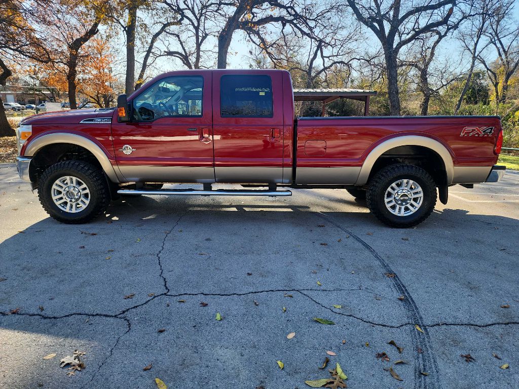 2014 Ford F-350 Super Duty Lariat photo 5