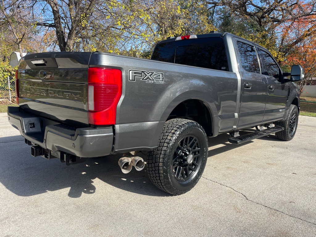 2020 Ford F-350 Super Duty Lariat photo 19