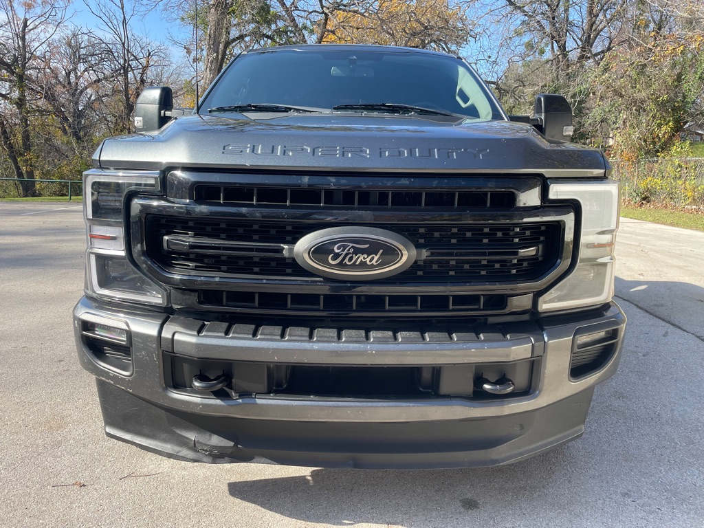 2020 Ford F-350 Super Duty Lariat photo 3