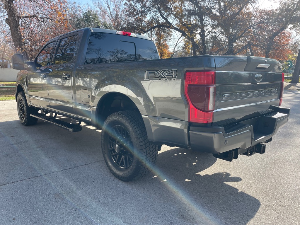 2020 Ford F-350 Super Duty Lariat photo 11