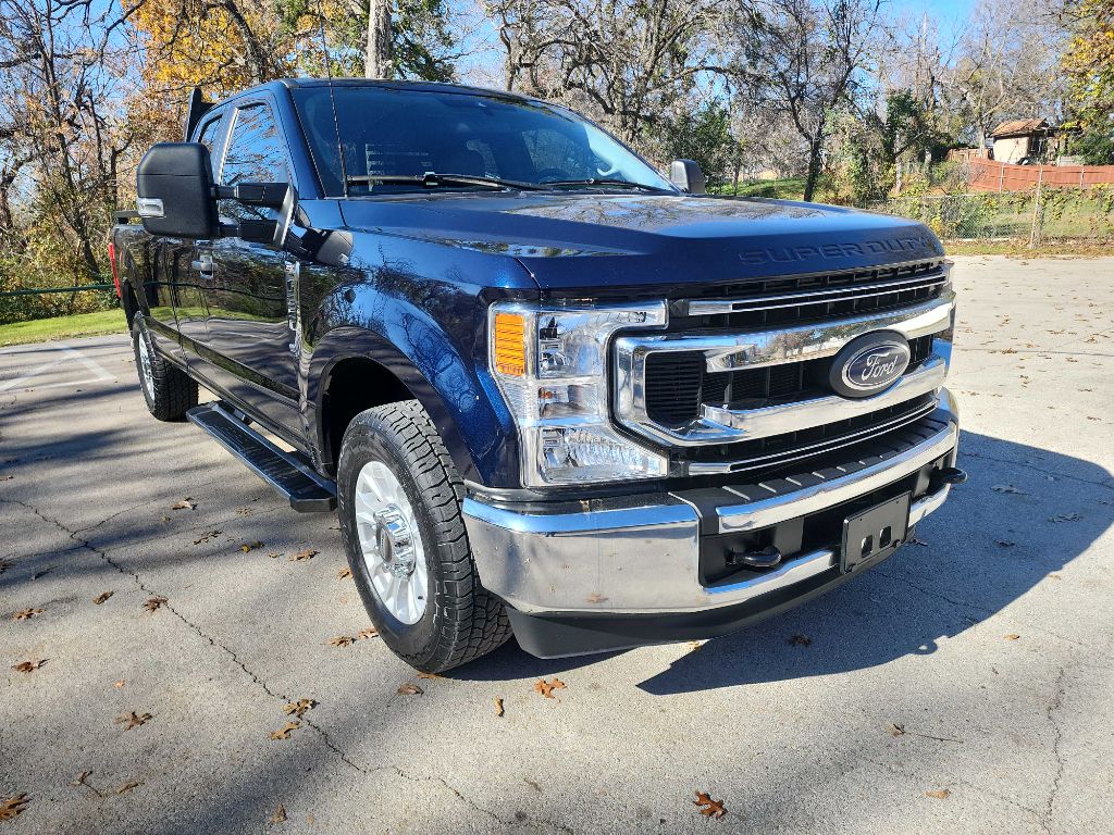 Ford F-250 Super Duty's photo