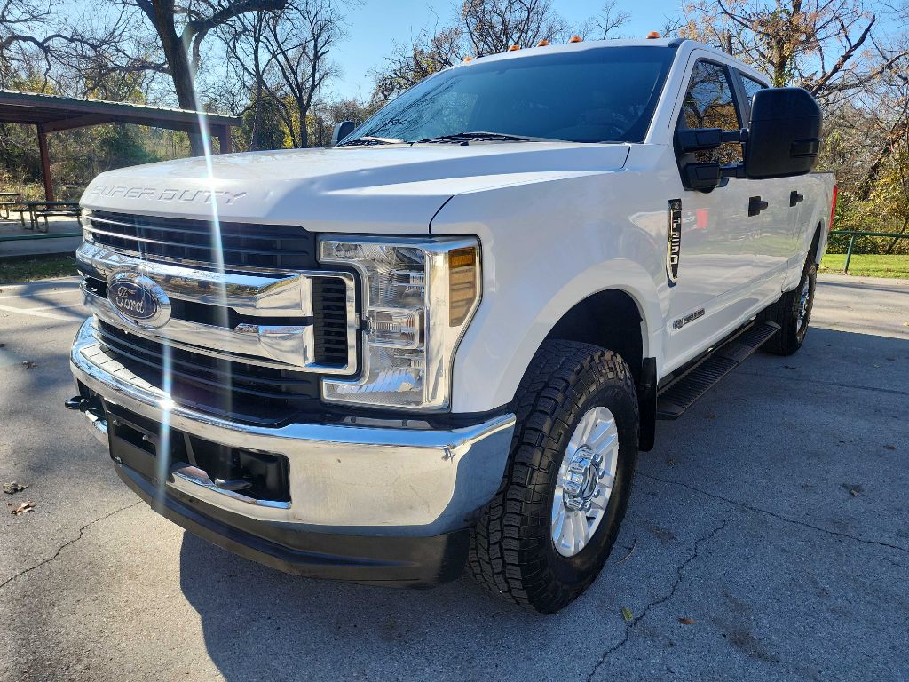 2019 Ford F-250 Super Duty XL photo 3