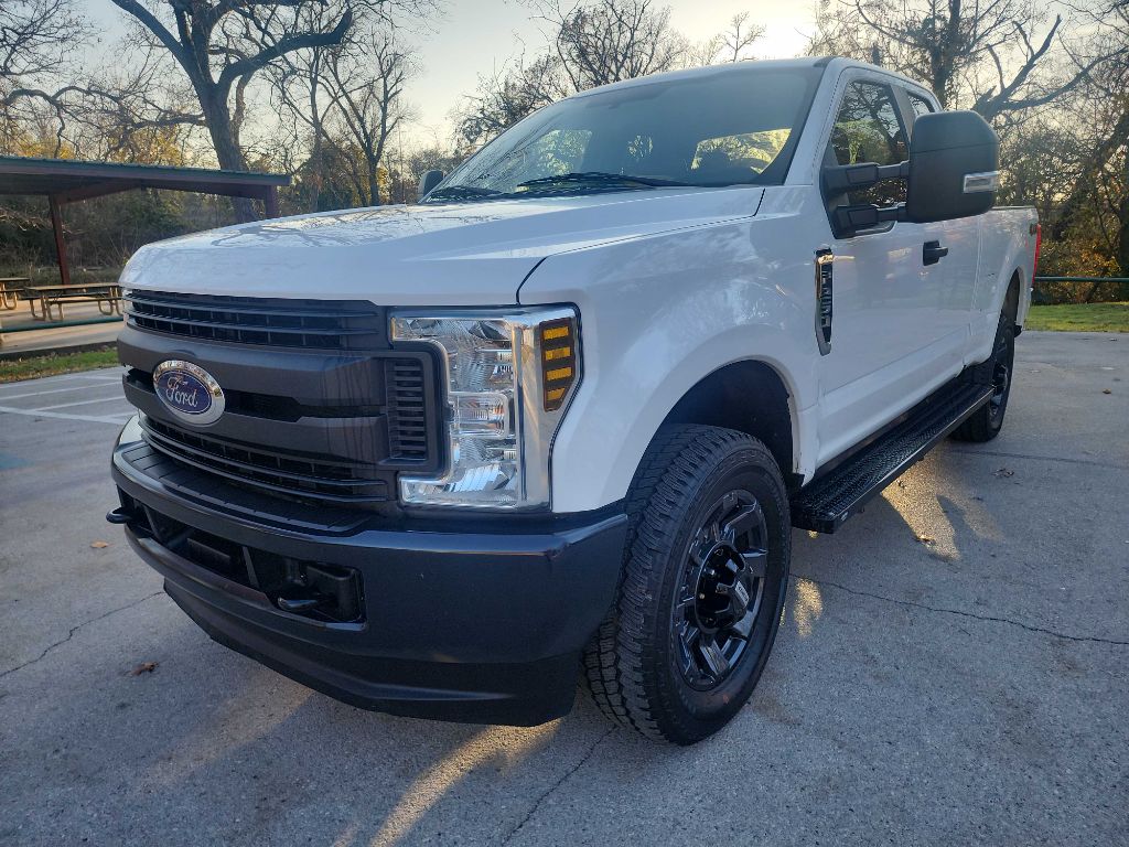 2019 Ford F-250 Super Duty XL photo 4