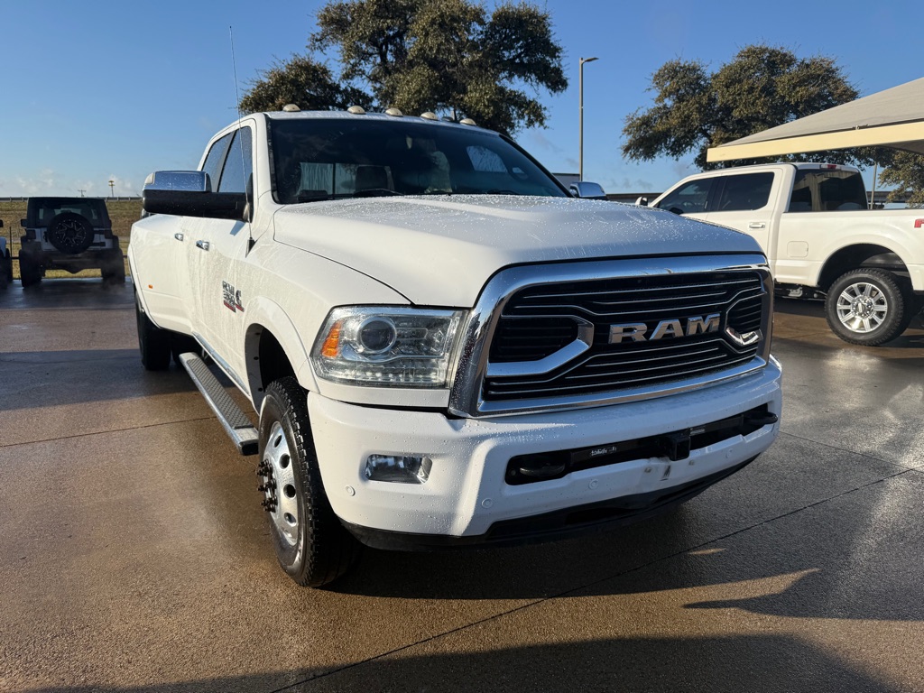 RAM Ram 3500 Pickup's photo