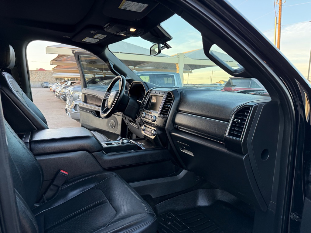 2018 Ford Expedition Limited photo 17