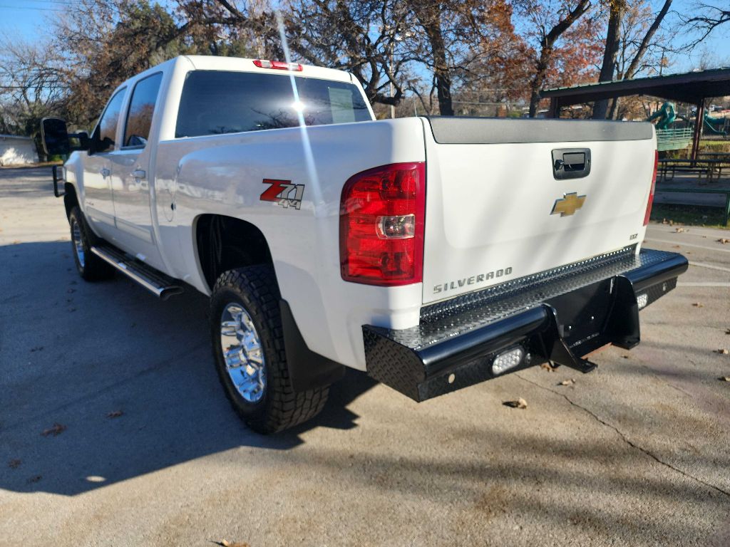 2010 Chevrolet Silverado 2500HD LTZ photo 6