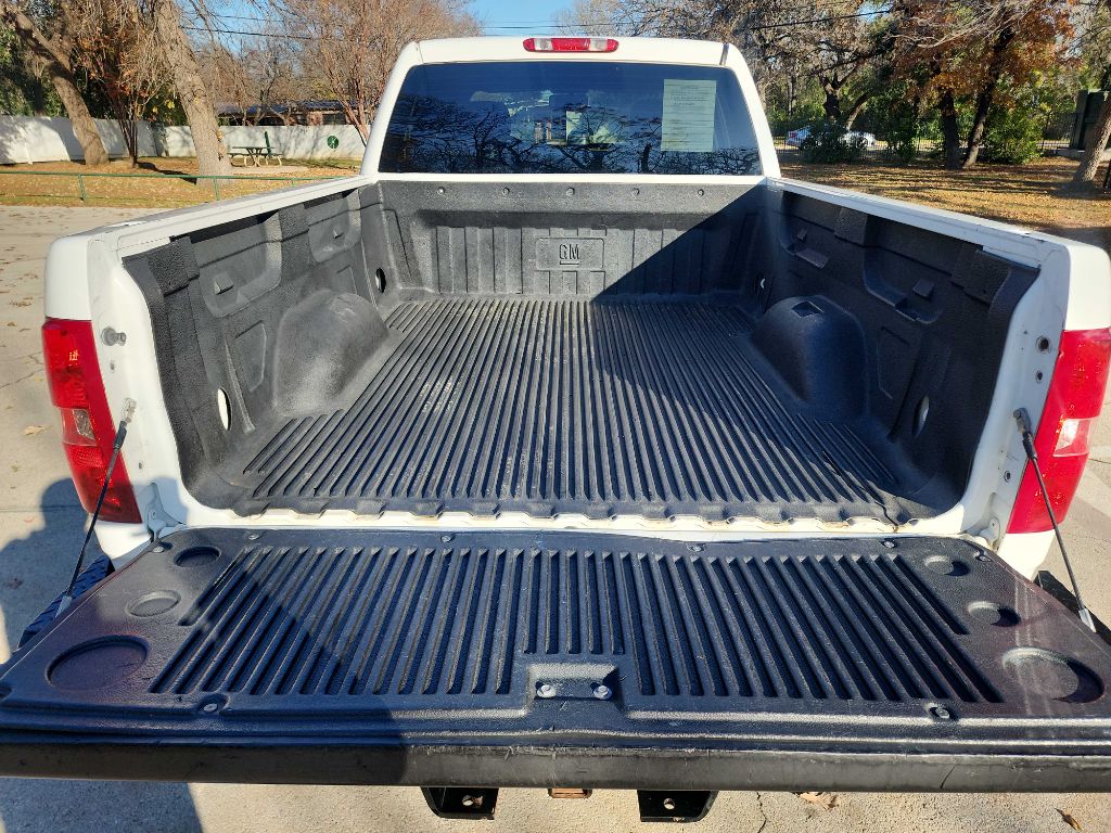 2010 Chevrolet Silverado 2500HD LTZ photo 11