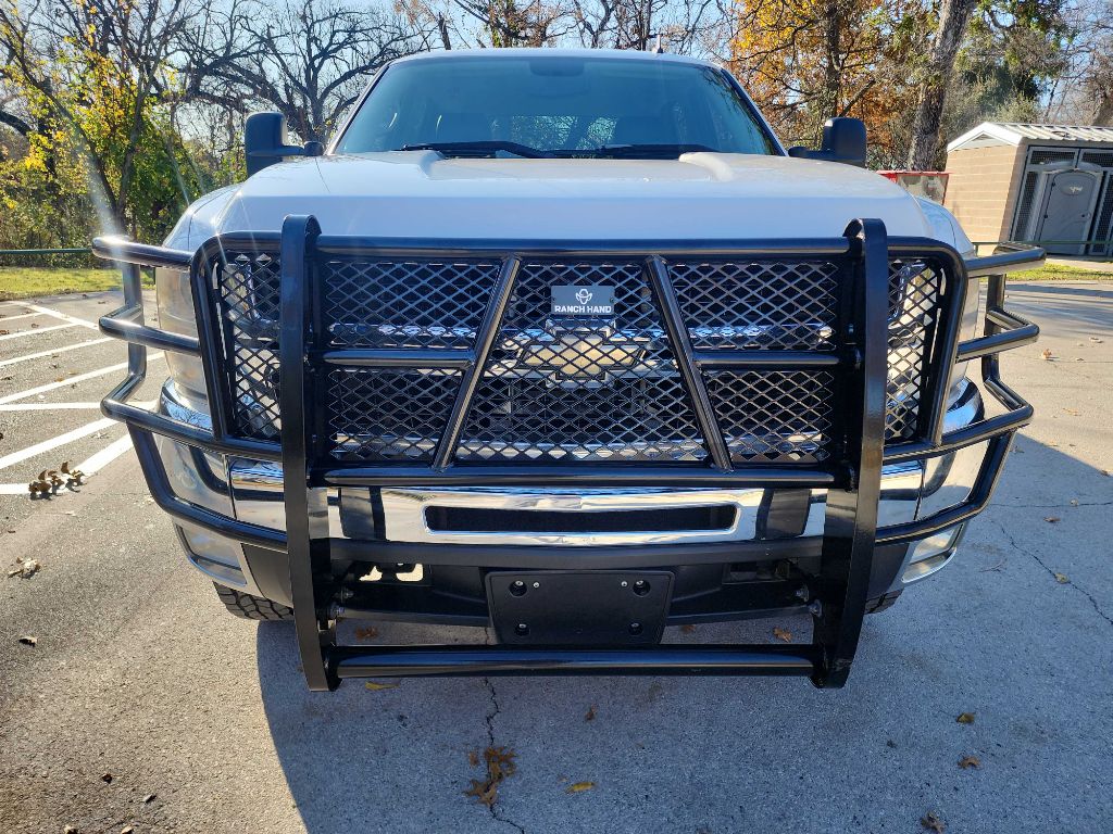 2010 Chevrolet Silverado 2500HD LTZ photo 2