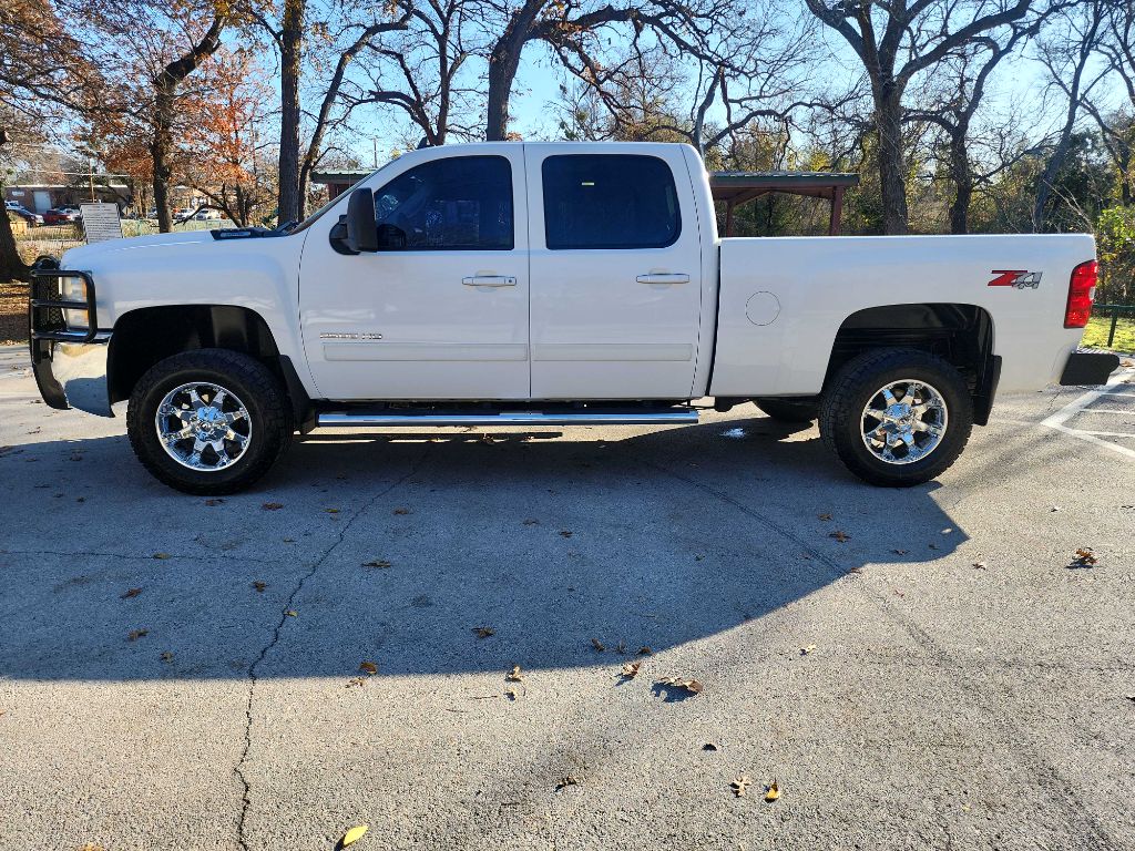 2010 Chevrolet Silverado 2500HD LTZ photo 5