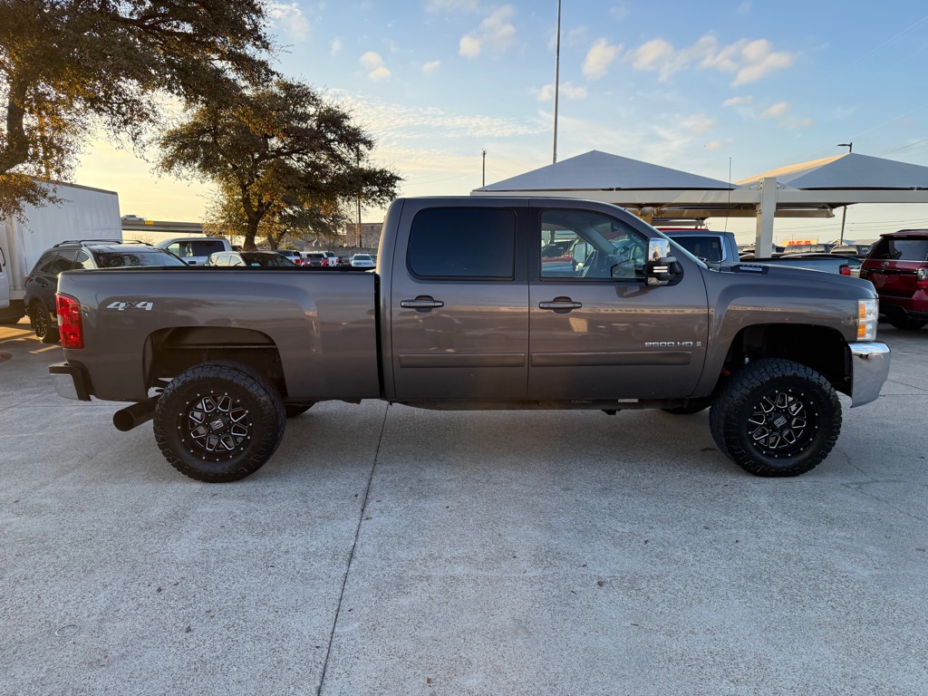 2008 Chevrolet Silverado 2500HD null photo 8