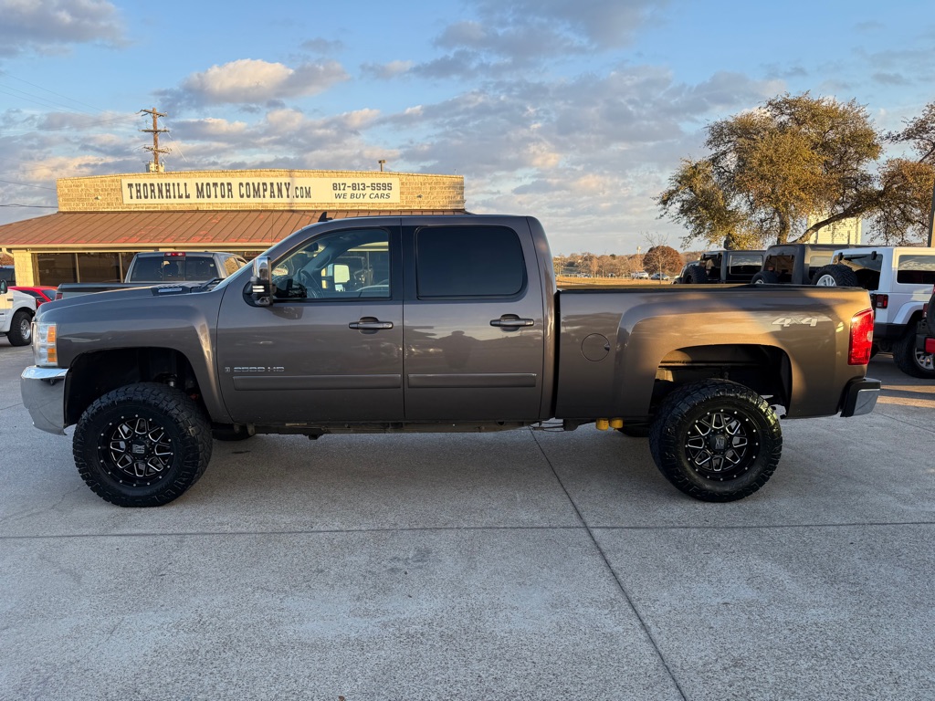 2008 Chevrolet Silverado 2500HD null photo 4