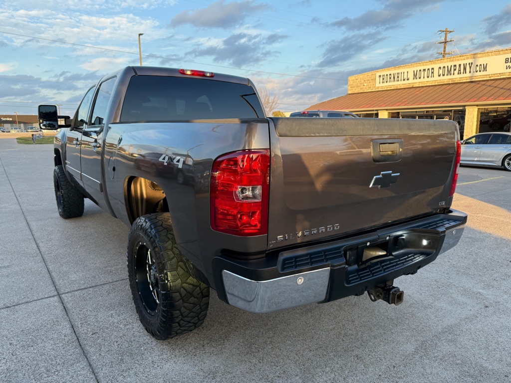 2008 Chevrolet Silverado 2500HD null photo 5