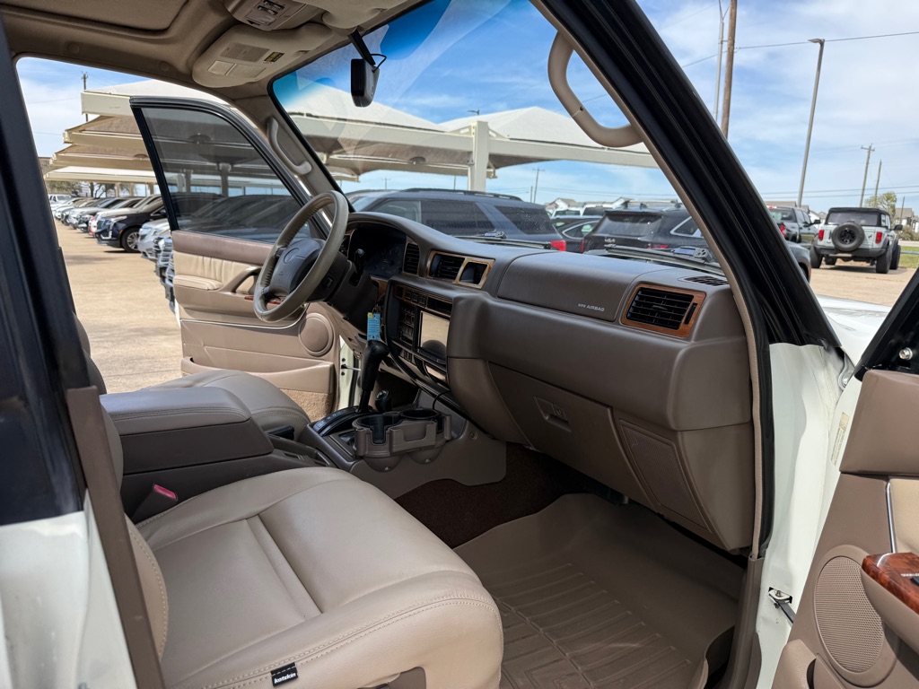 1997 Toyota Land Cruiser Base - Photo 16