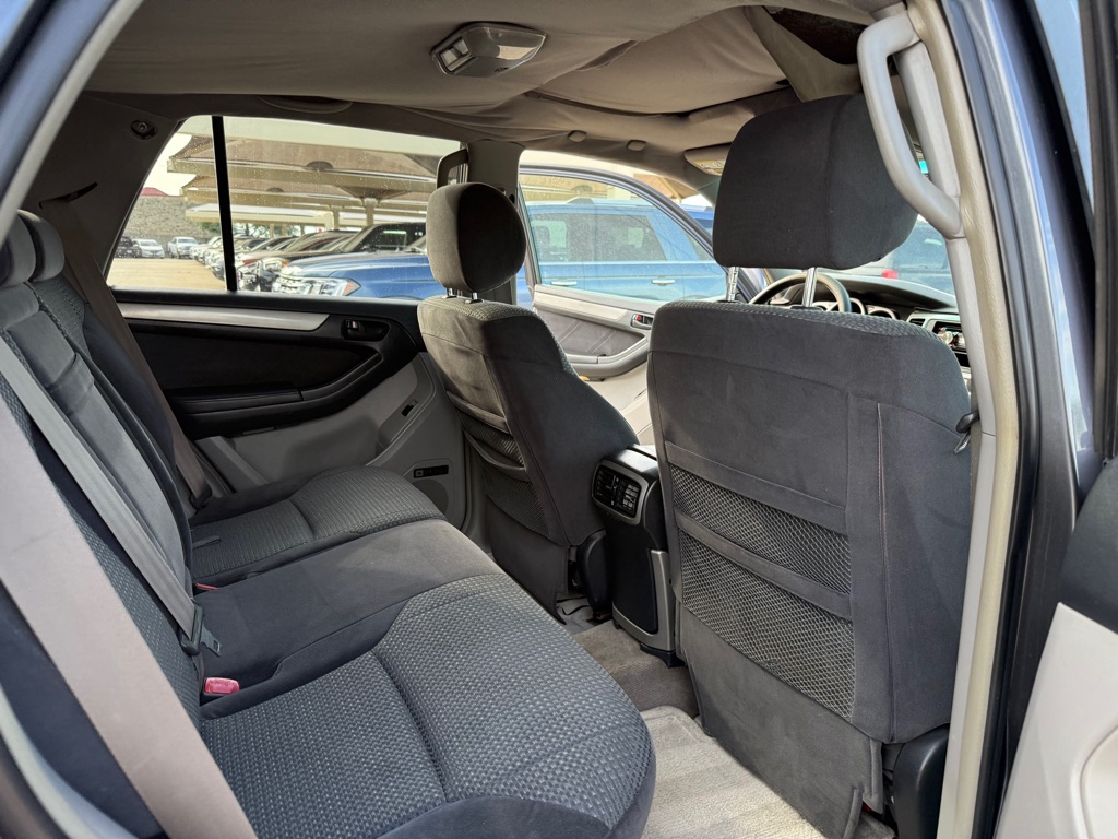 2012 Toyota Sequoia SR5 photo 19