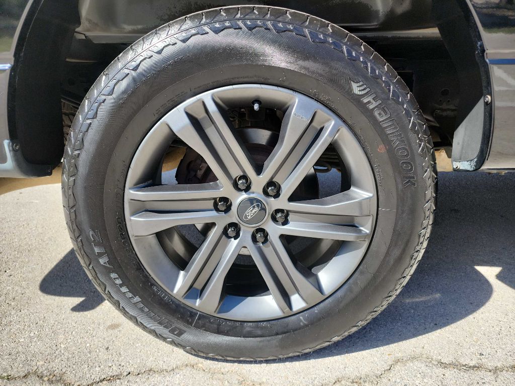 2010 Ford F-150 photo 23
