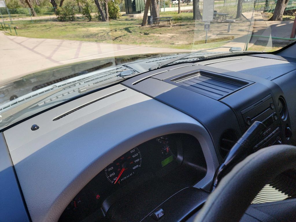 2010 Ford F-150 photo 28