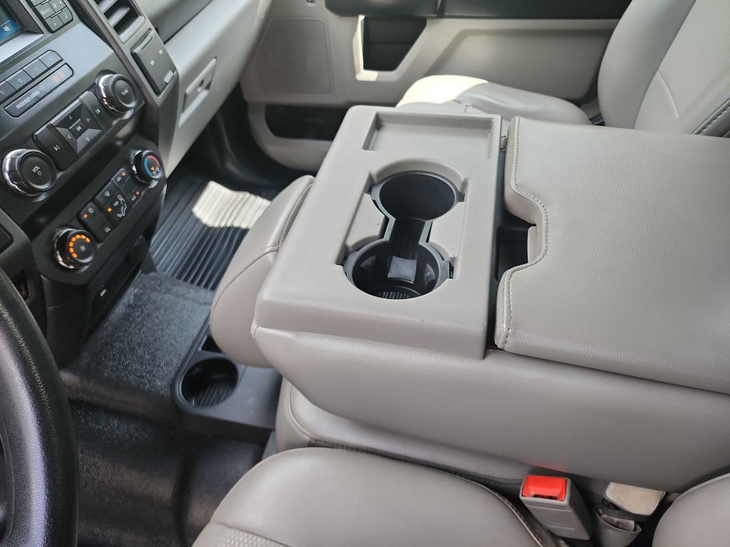 2019 Ford F-550 photo 26