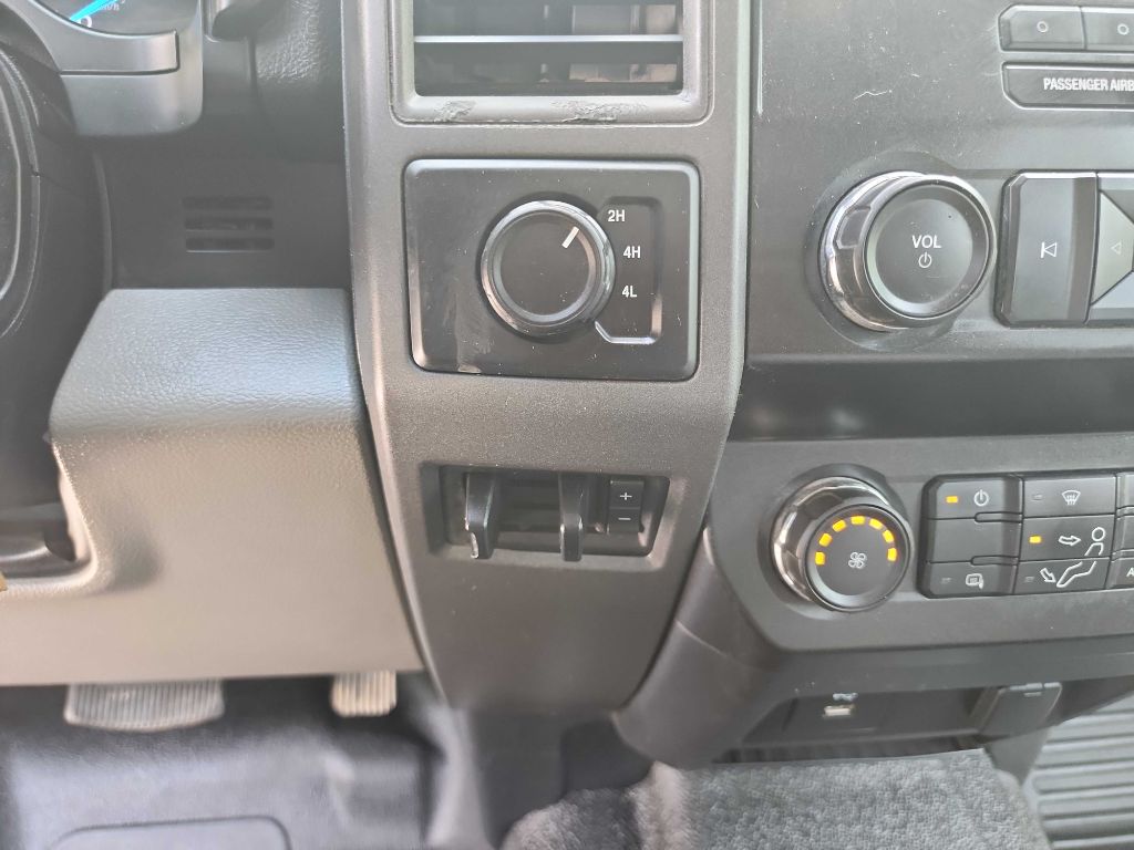 2019 Ford F-550 photo 24