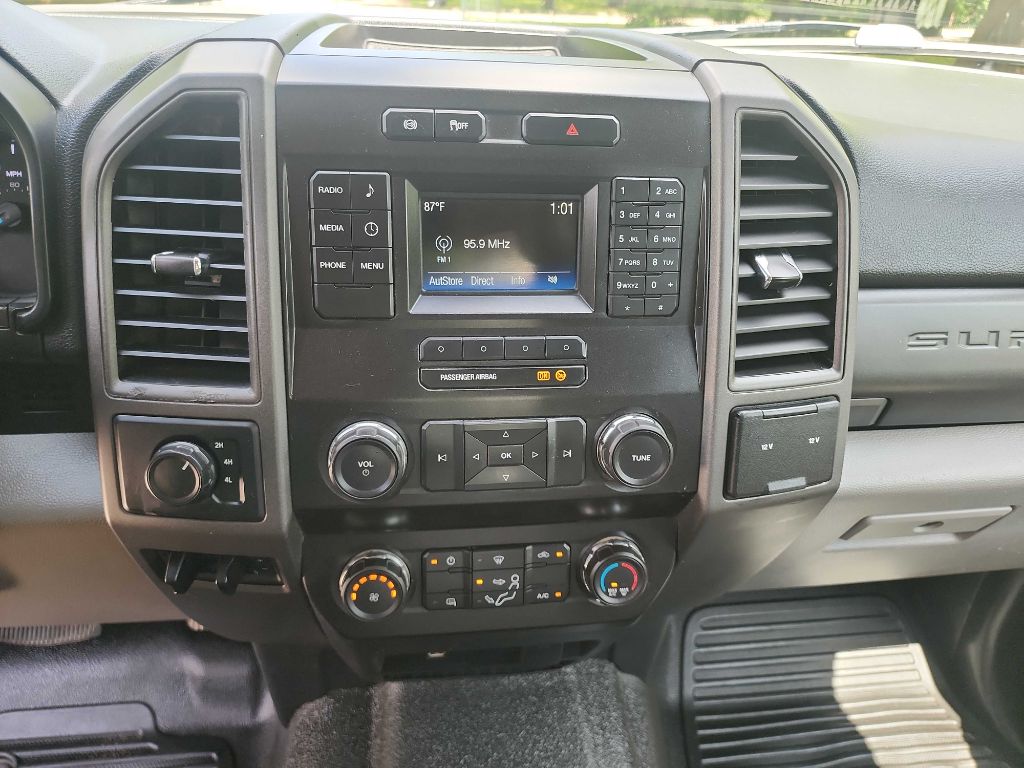2019 Ford F-550 photo 21