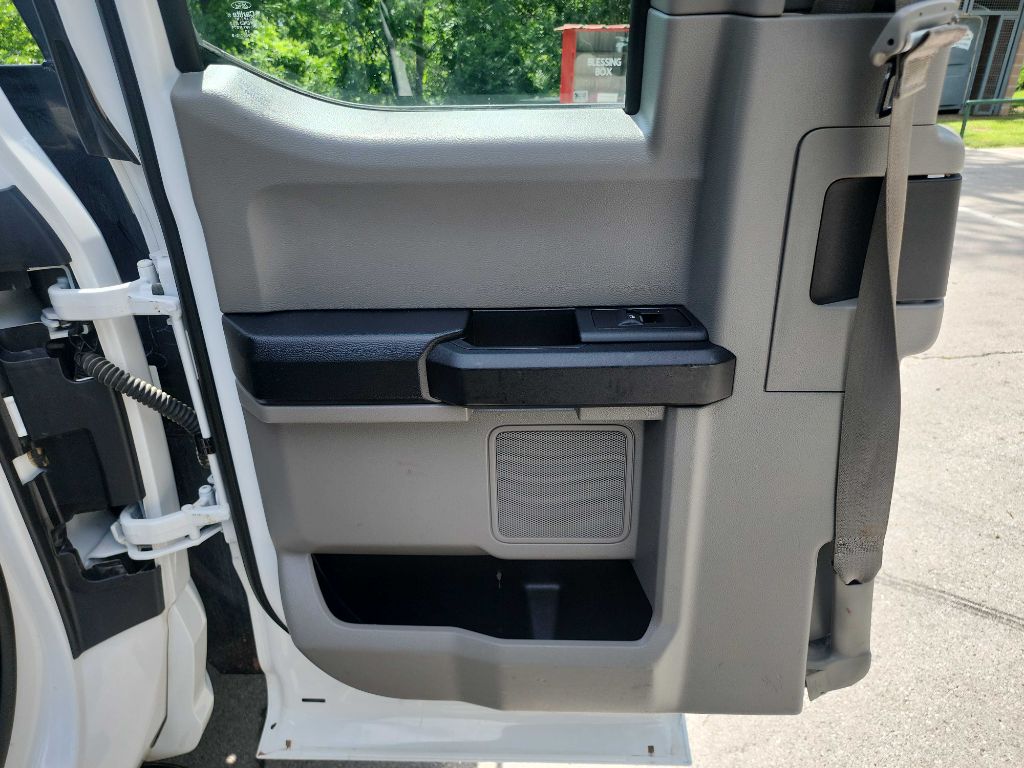 2019 Ford F-550 photo 27