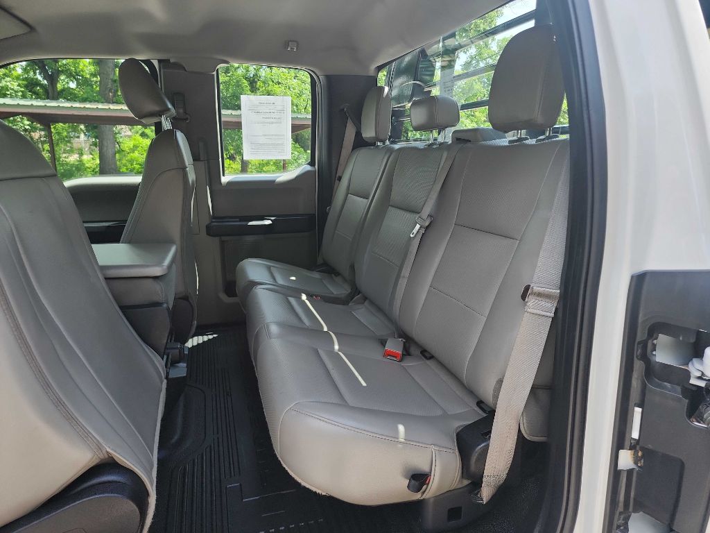 2019 Ford F-550 photo 29