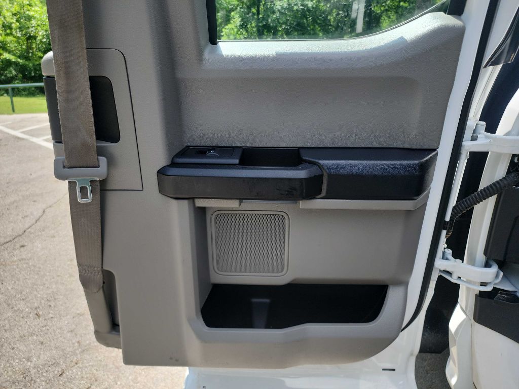 2019 Ford F-550 photo 30