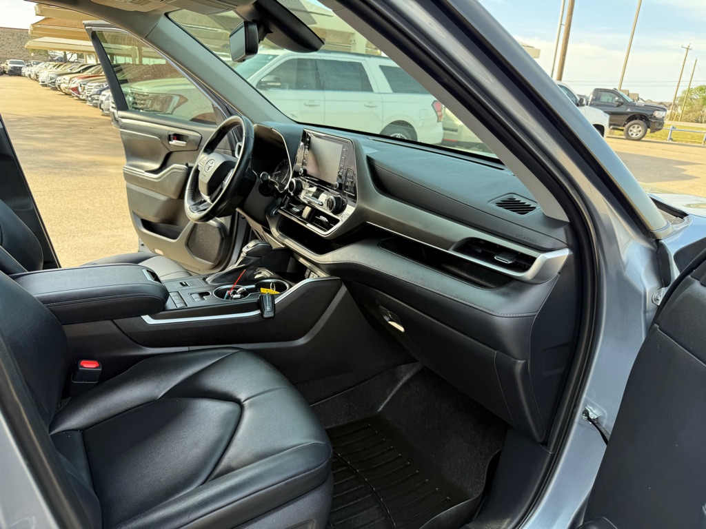 2012 Toyota Sequoia SR5 photo 55
