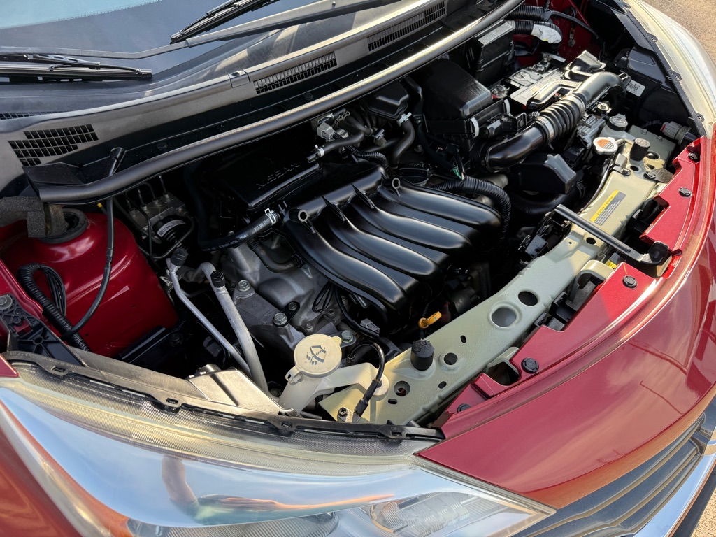 2016 Nissan Versa Note S photo 27