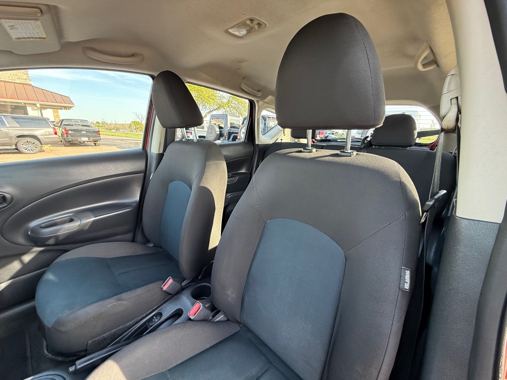 2016 Nissan Versa Note S photo 19