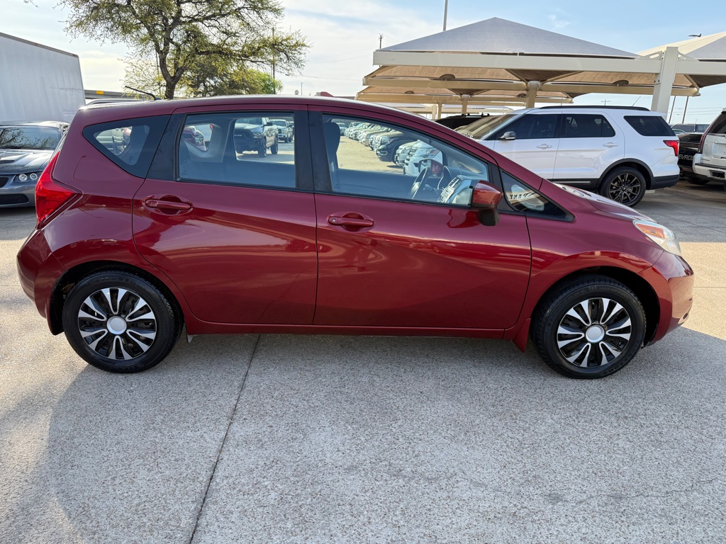 2016 Nissan Versa Note S photo 8