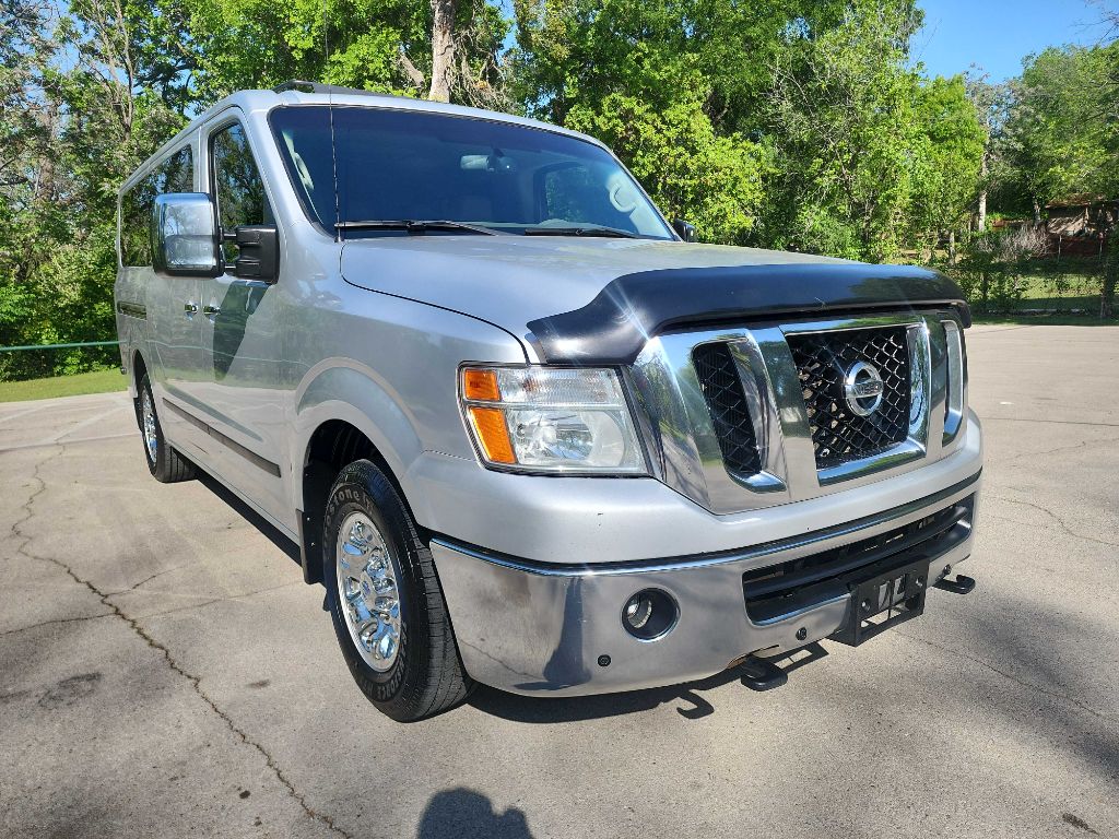 2018 Nissan Armada Platinum photo 2