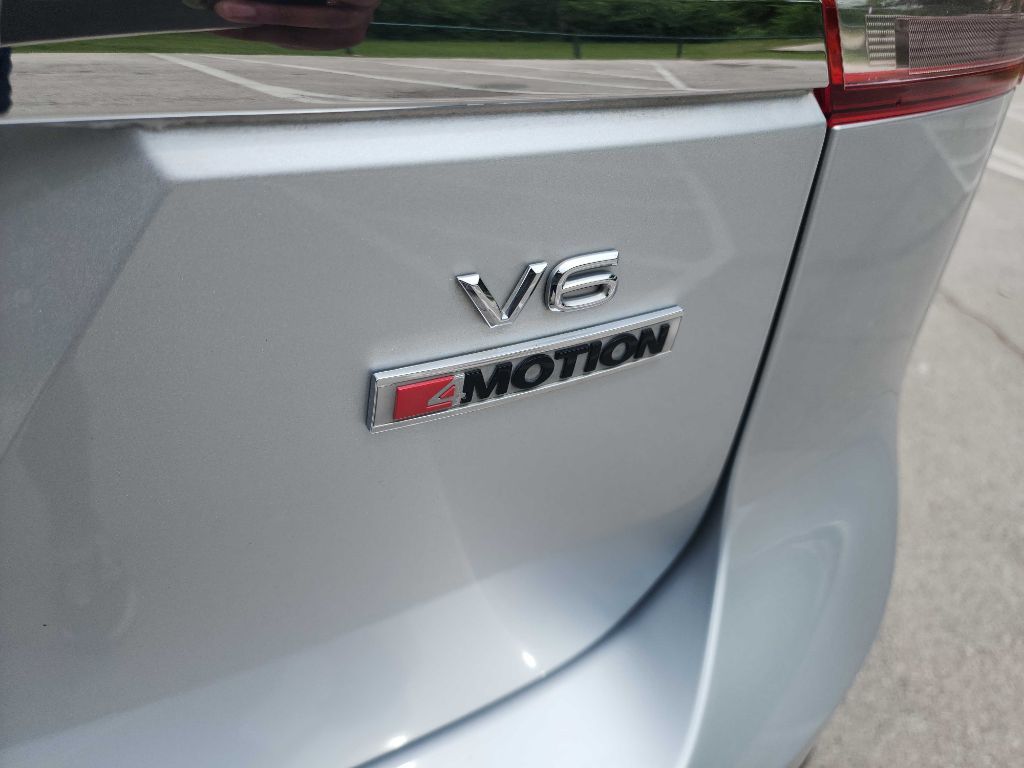 2016 Volkswagen Tiguan S photo 42