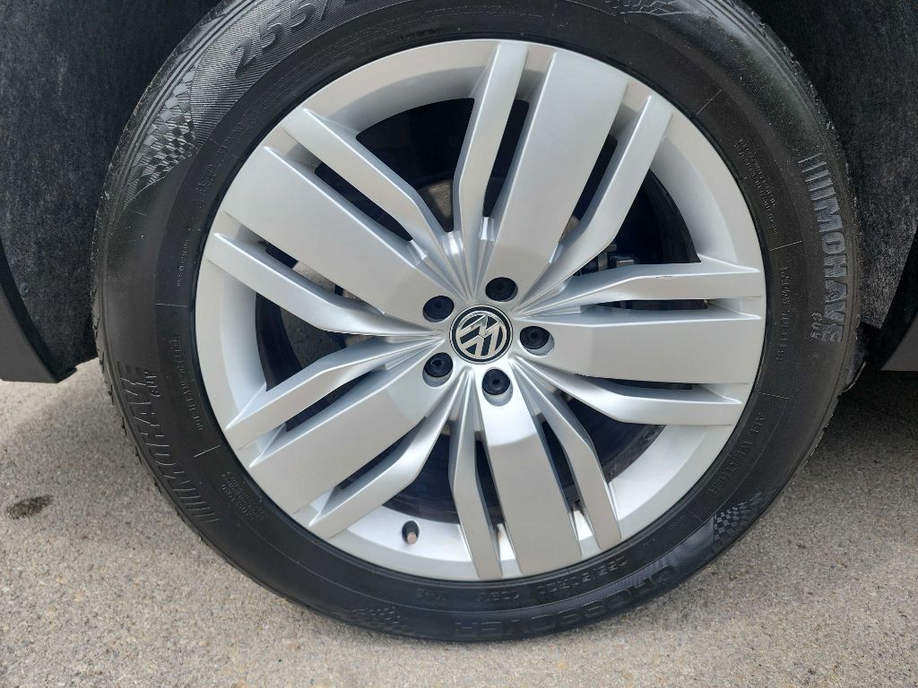2016 Volkswagen Tiguan S photo 48