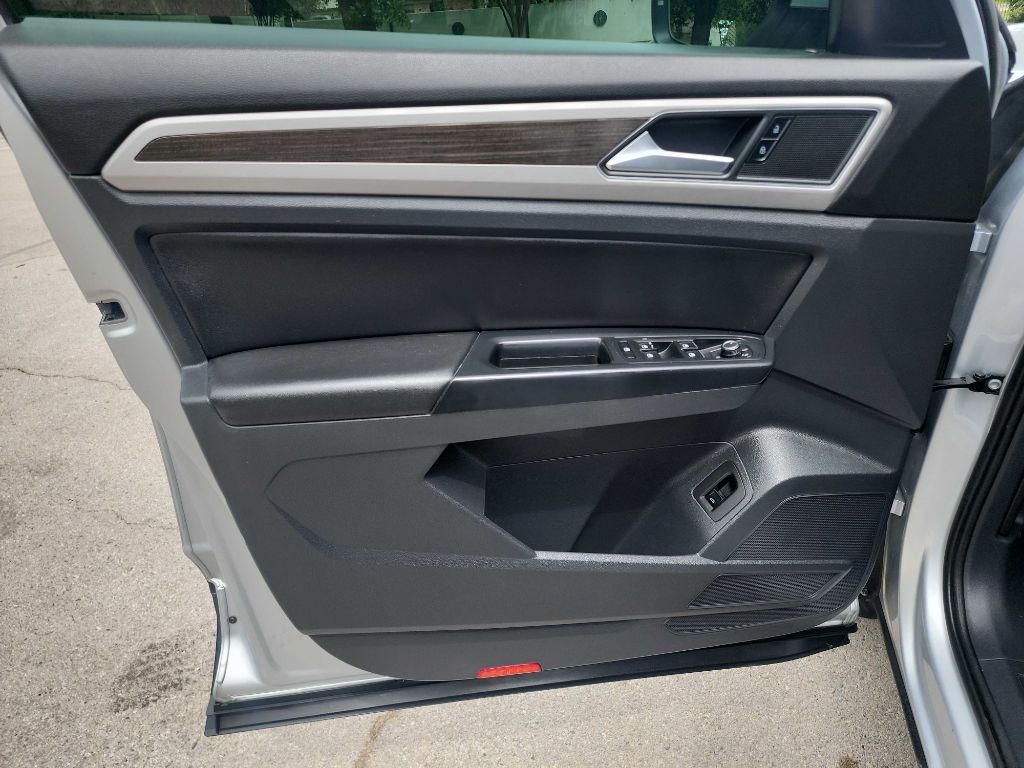 2016 Volkswagen Tiguan S photo 49