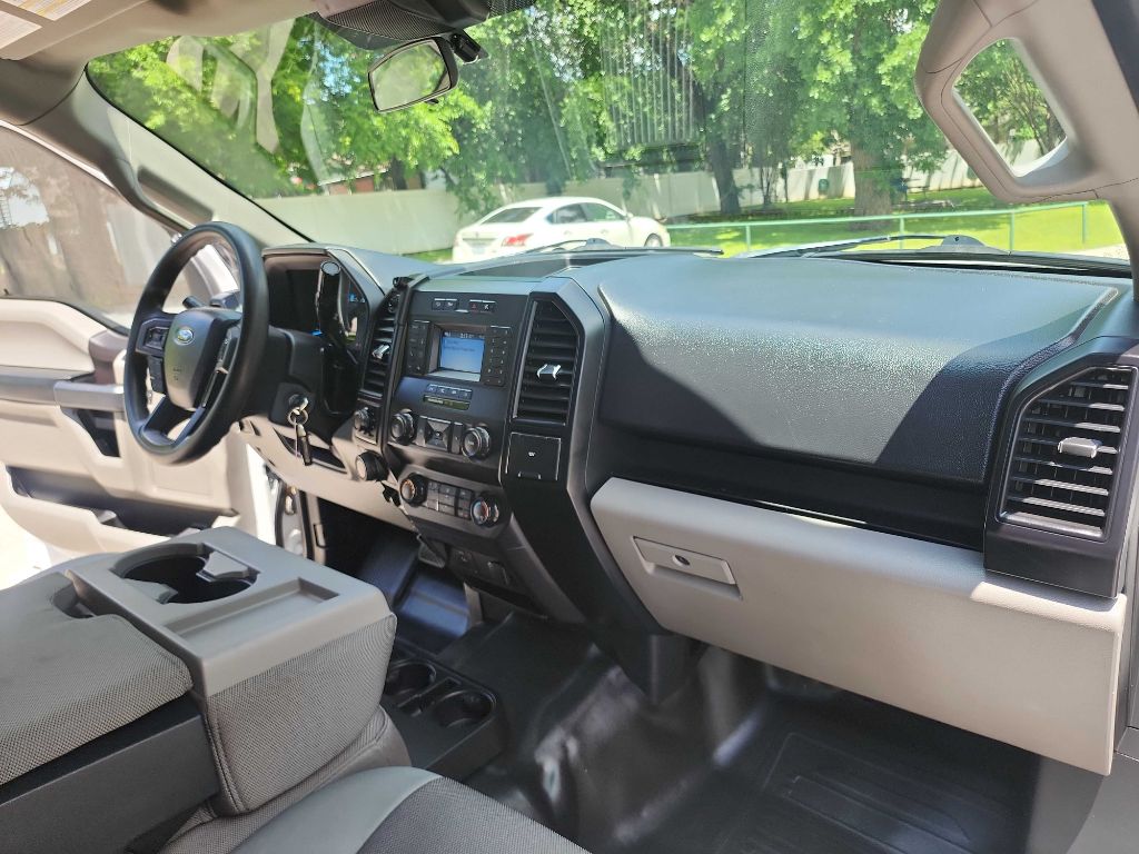 2019 Ford F-150 photo 41