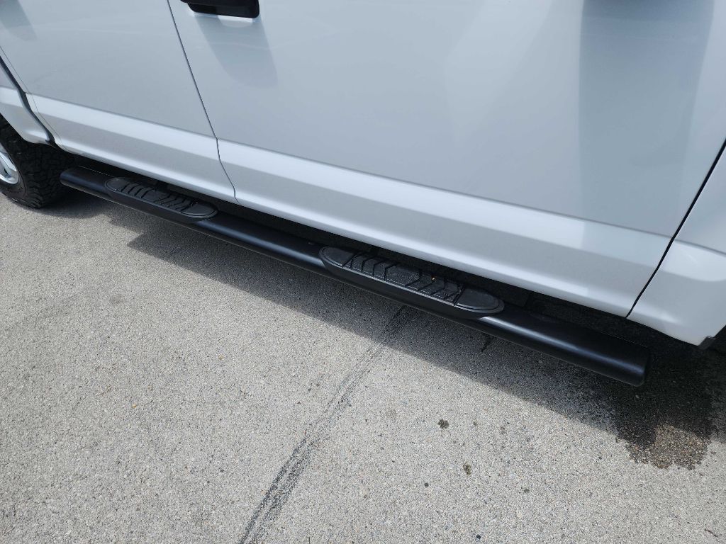 2019 Ford F-150 photo 17