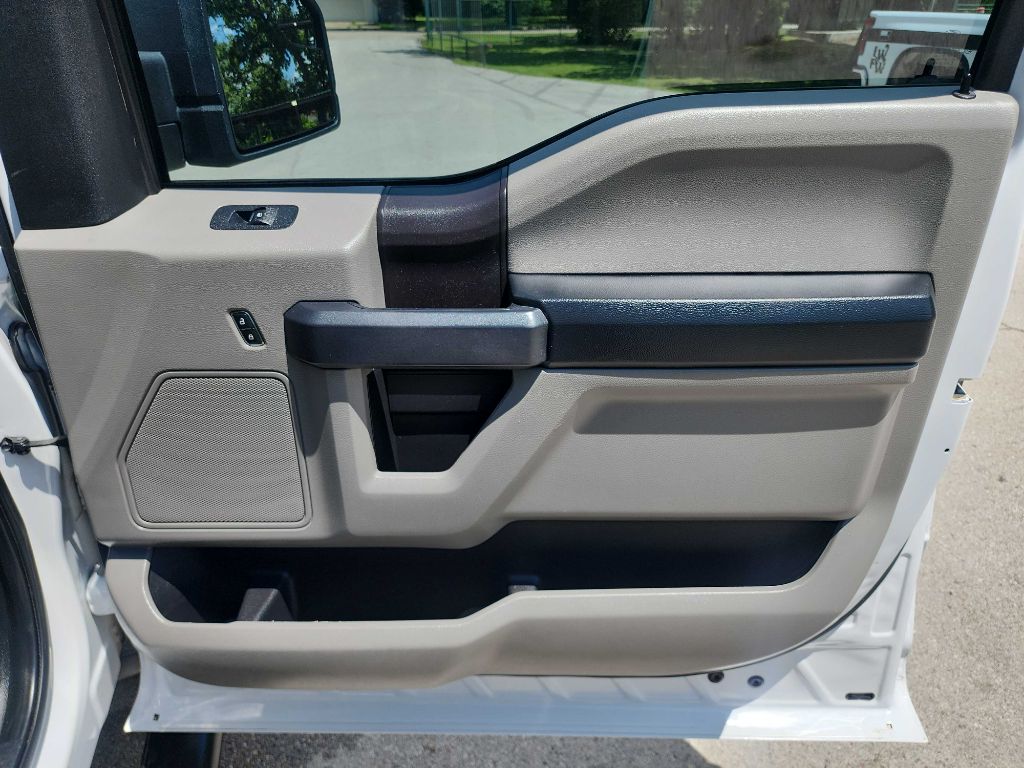 2019 Ford F-150 photo 39