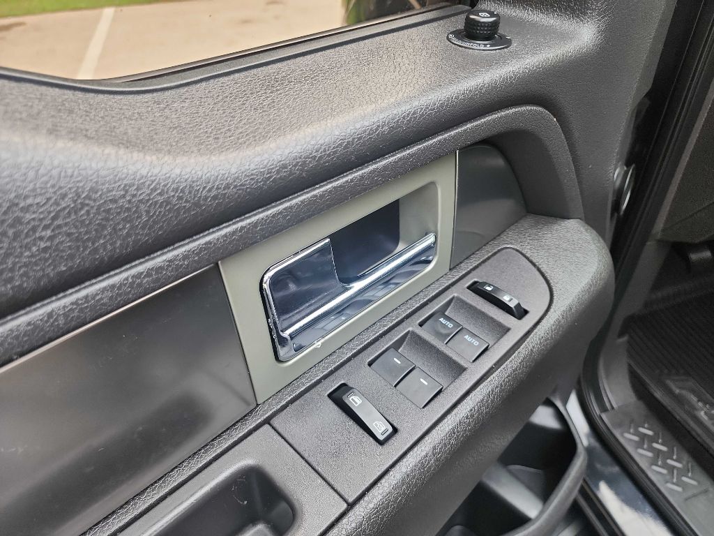 2010 Ford F-150 photo 44