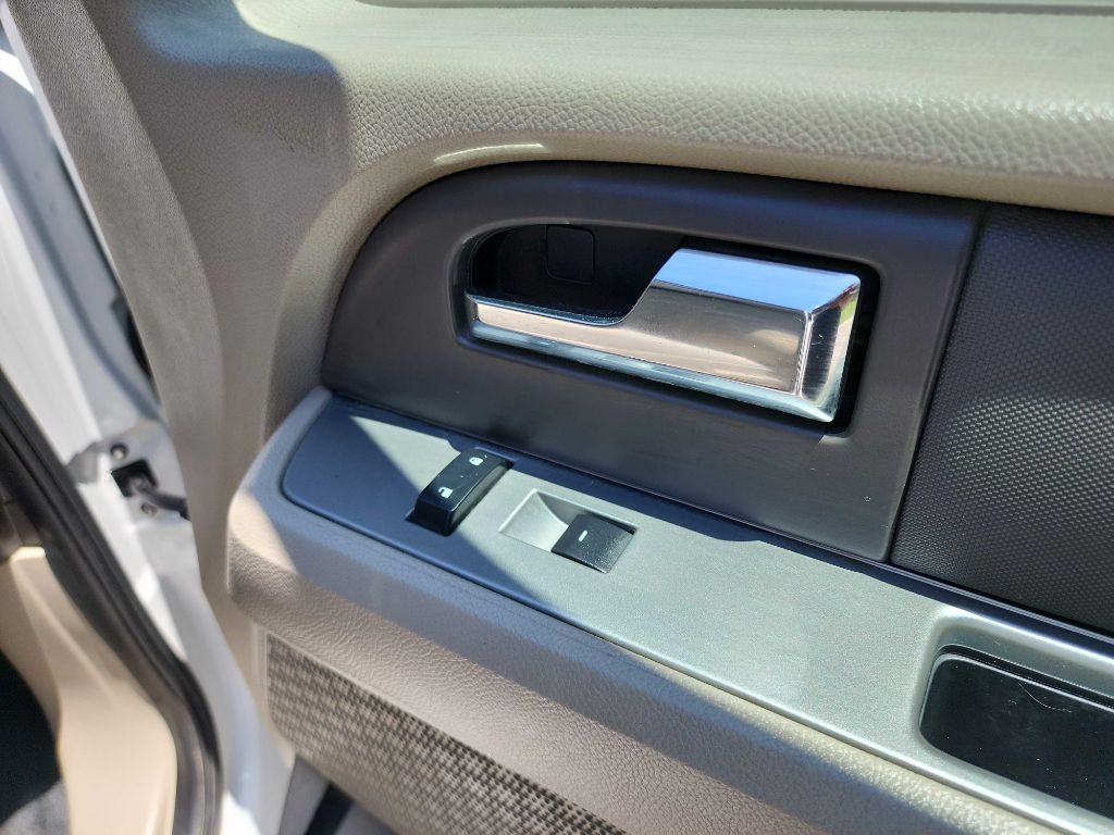 2012 Ford Expedition EL XL photo 29