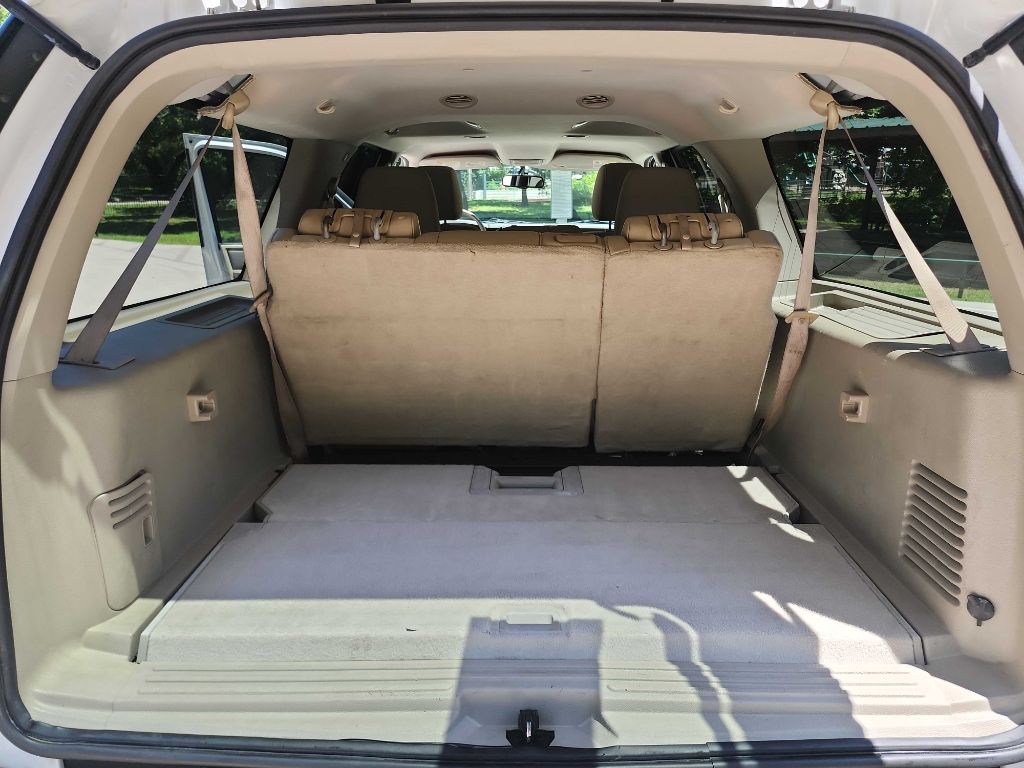 2012 Ford Expedition EL XL photo 25