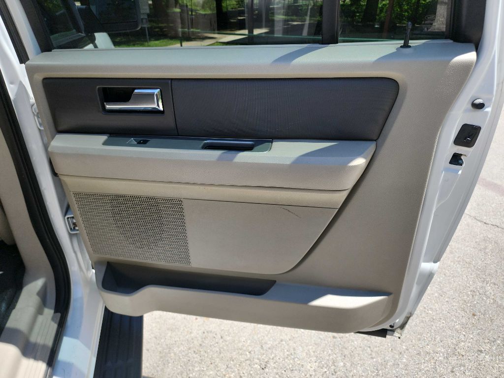 2012 Ford Expedition EL XL photo 26