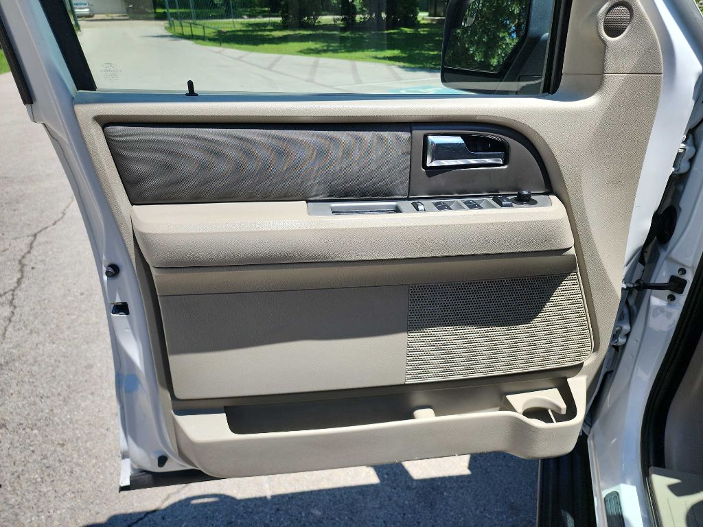 2012 Ford Expedition EL XL photo 15