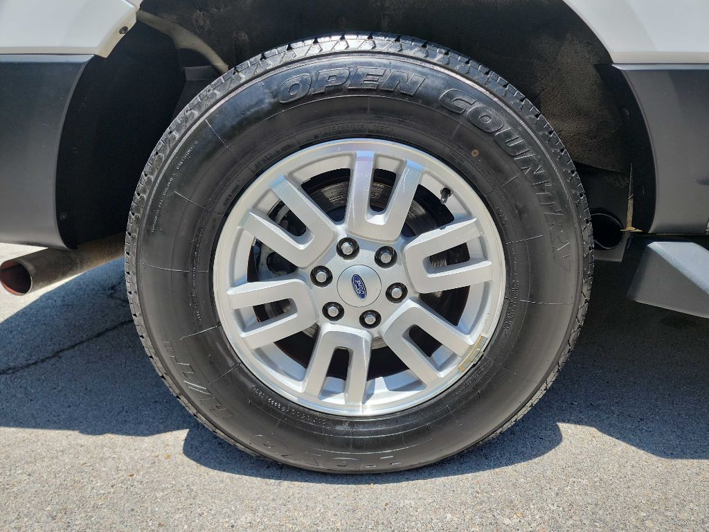 2012 Ford Expedition EL XL photo 14