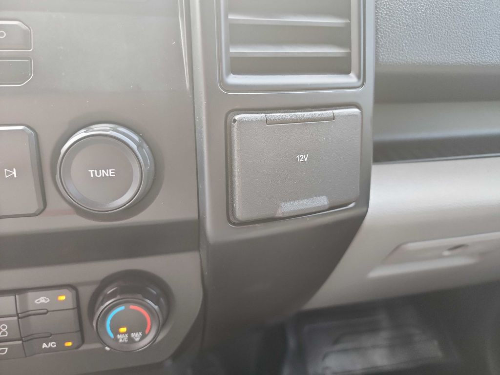 2015 Ford F-150 photo 22