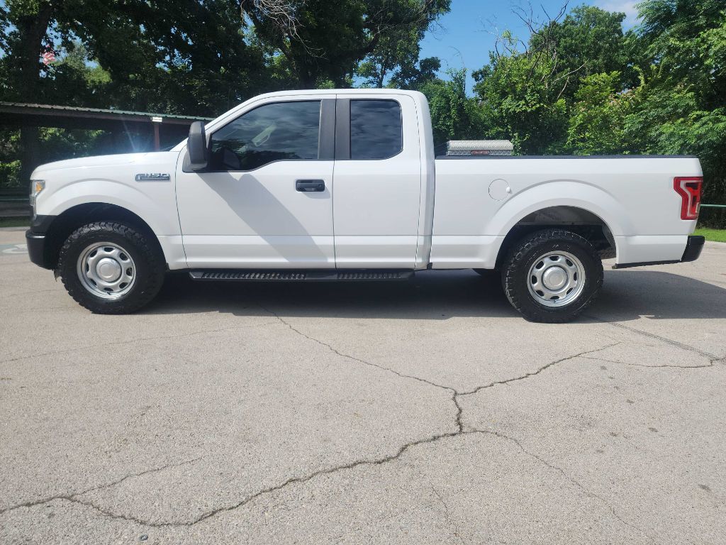 2015 Ford F-150 photo 5