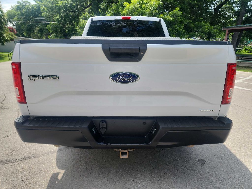 2015 Ford F-150 photo 7
